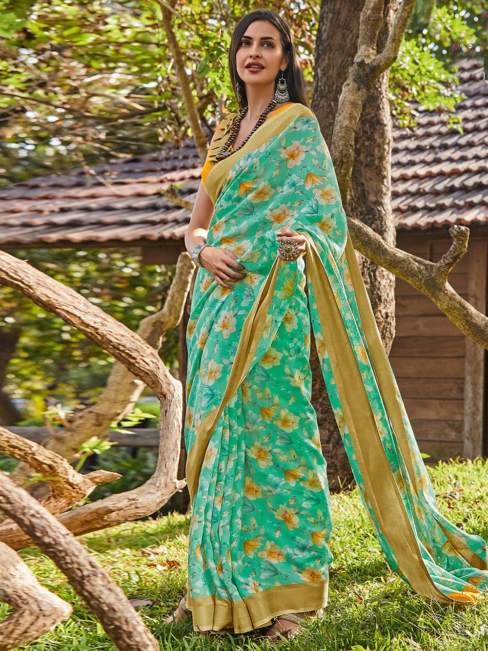 Green Cotton Blend Printed Saree