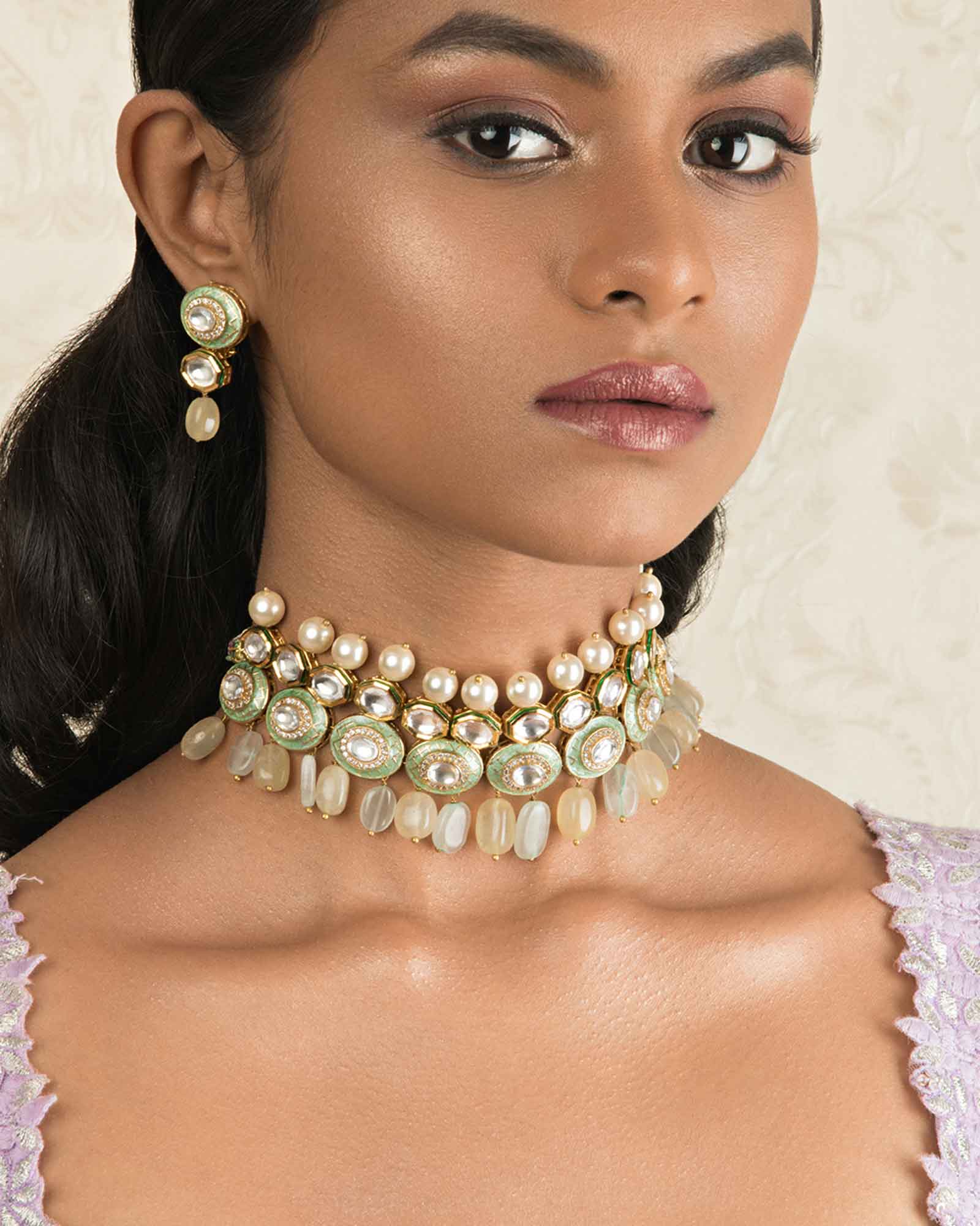  Diva Enamelled Sea Green Kundan And Shell Pearls Necklace And Earrings Set